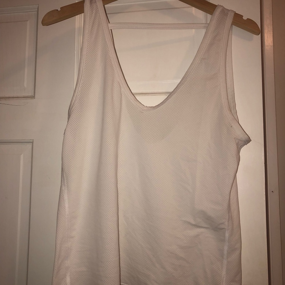 Mesh tank